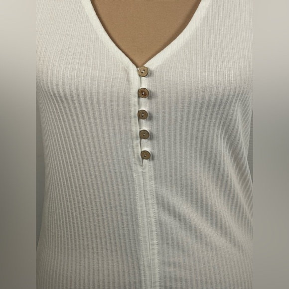 Wishlist White Ribbed Button-Down Top NWT Small - Picture 4 of 9